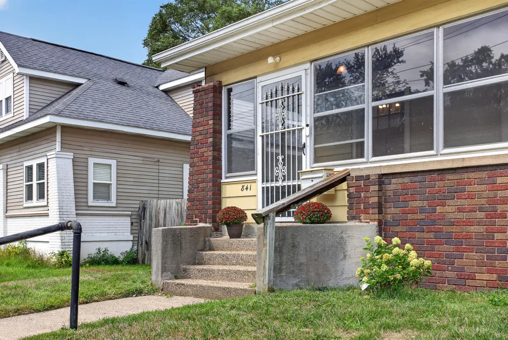 841 Adams Street SE Grand Rapids, MI 49507