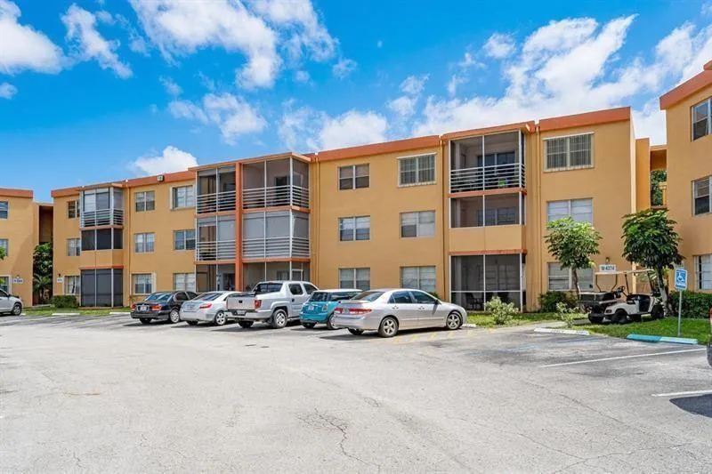 4324 NW 9TH AVENUE #6-2D Deerfield Beach, FL 33064