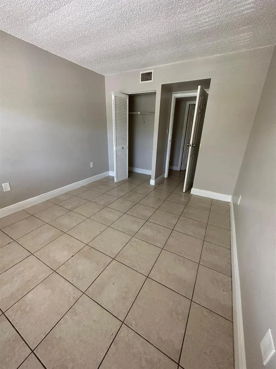 4324 NW 9TH AVENUE #6-2D Deerfield Beach, FL 33064
