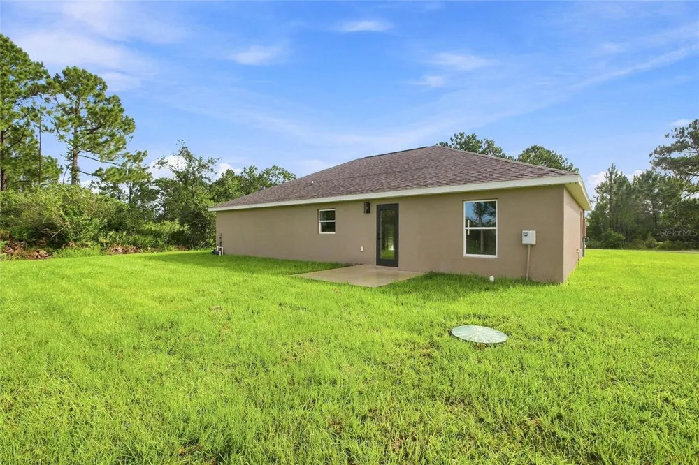 6898 DICKINSON DRIVE Sebring, FL 33872