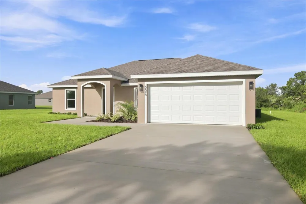 6898 DICKINSON DRIVE Sebring, FL 33872