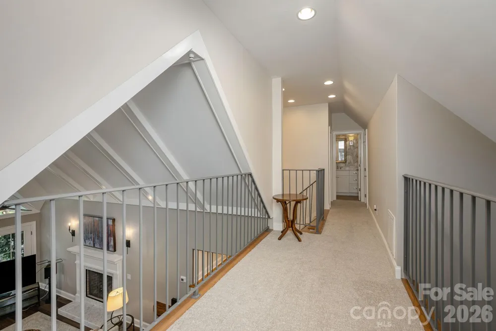 128 Overlook Drive Flat Rock, NC 28731