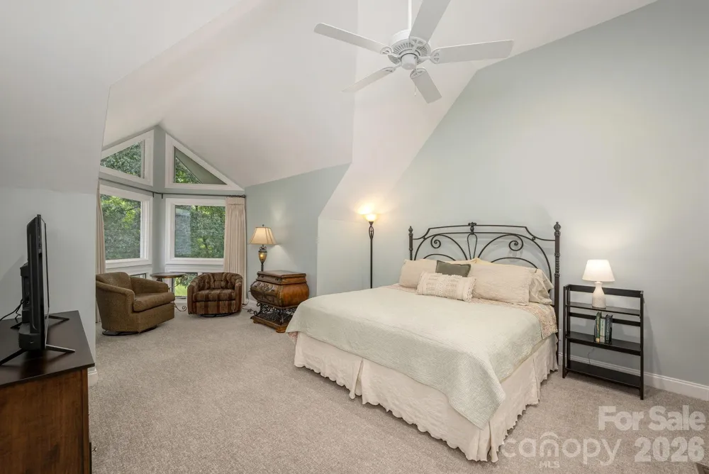 128 Overlook Drive Flat Rock, NC 28731