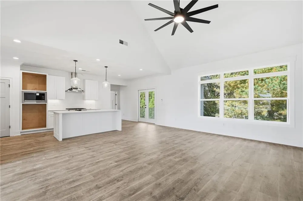 104 Bob White Drive Calhoun, GA 30701