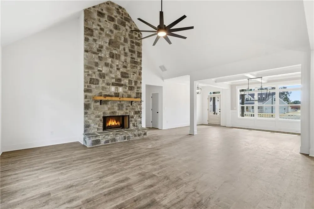 104 Bob White Drive Calhoun, GA 30701