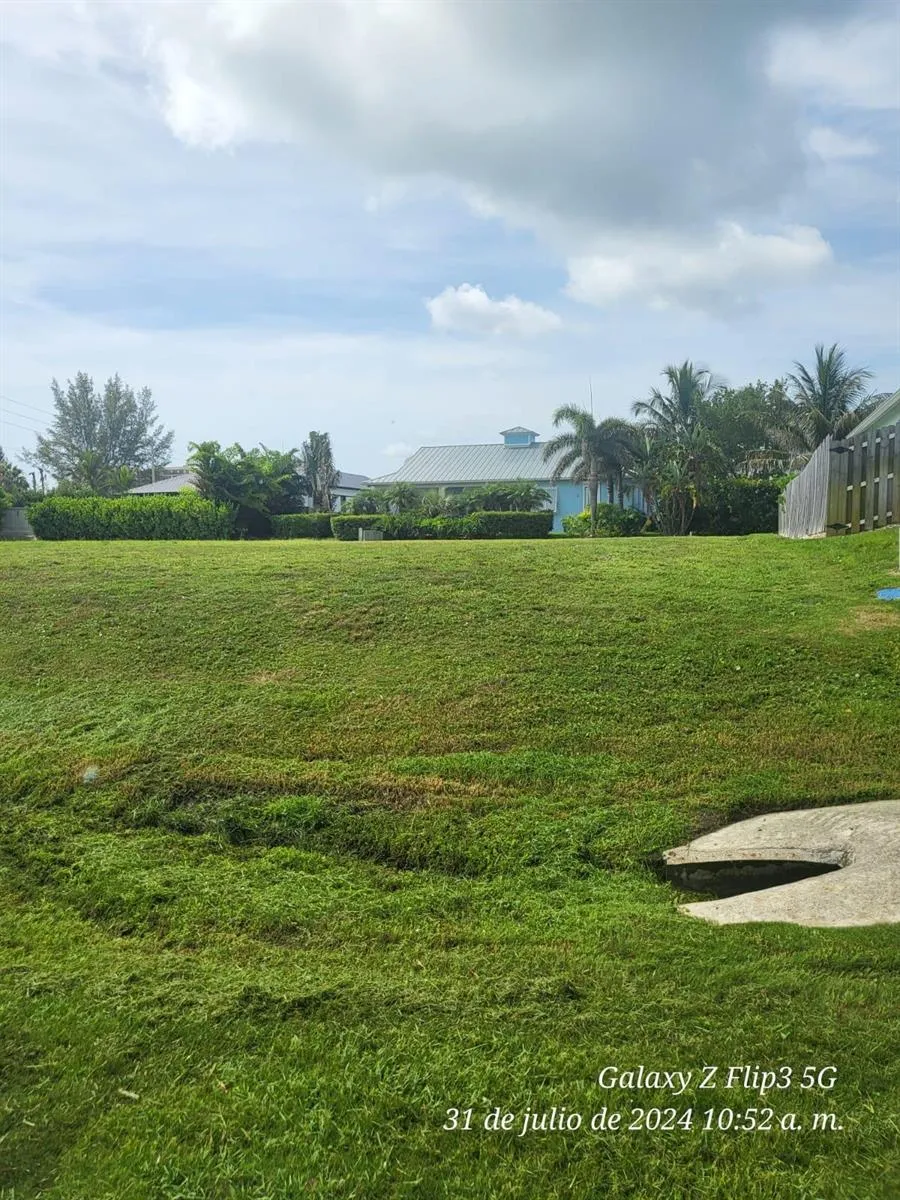 1711 Porpoise Avenue Fort Pierce, FL 34949