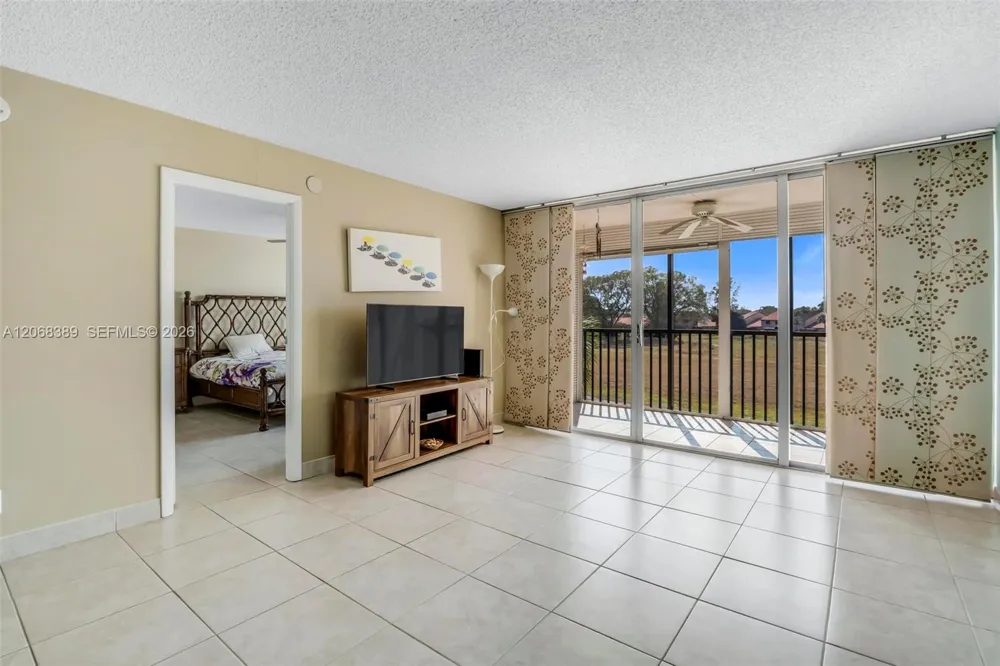 3671 Environ Blvd #368 Lauderhill, FL 33319