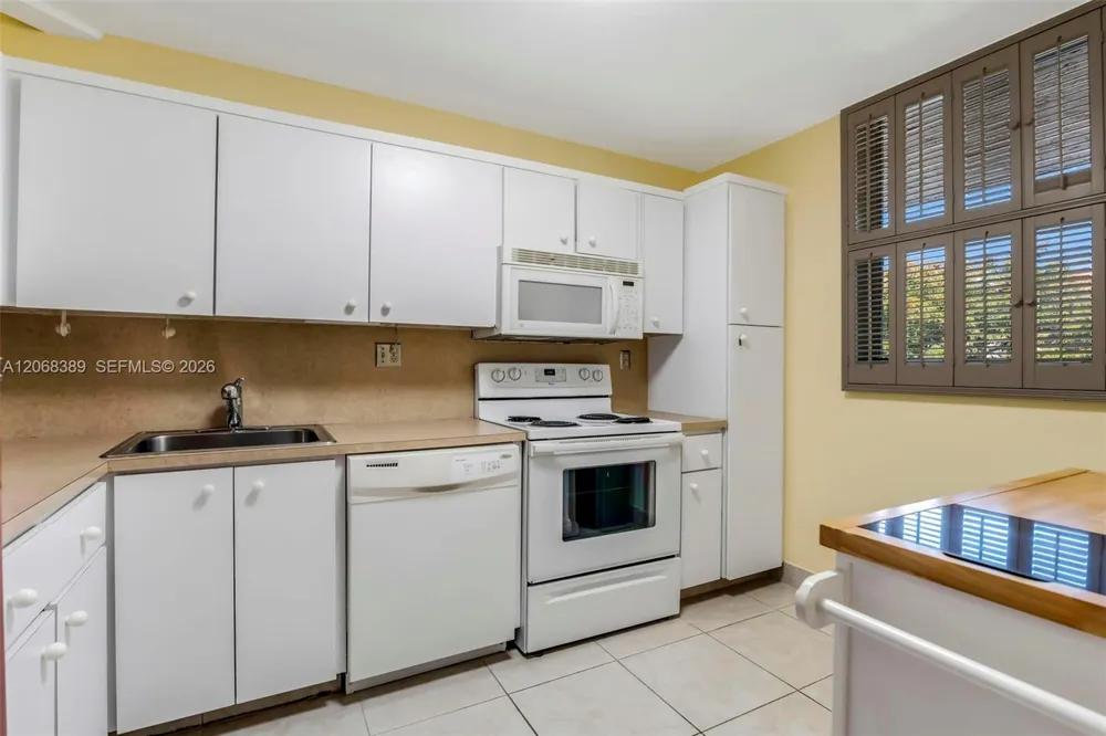 3671 Environ Blvd #368 Lauderhill, FL 33319