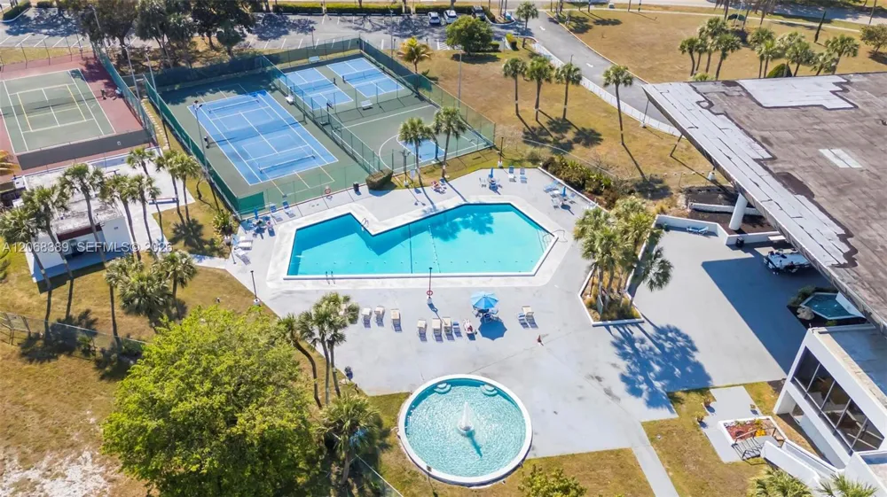 3671 Environ Blvd #368 Lauderhill, FL 33319