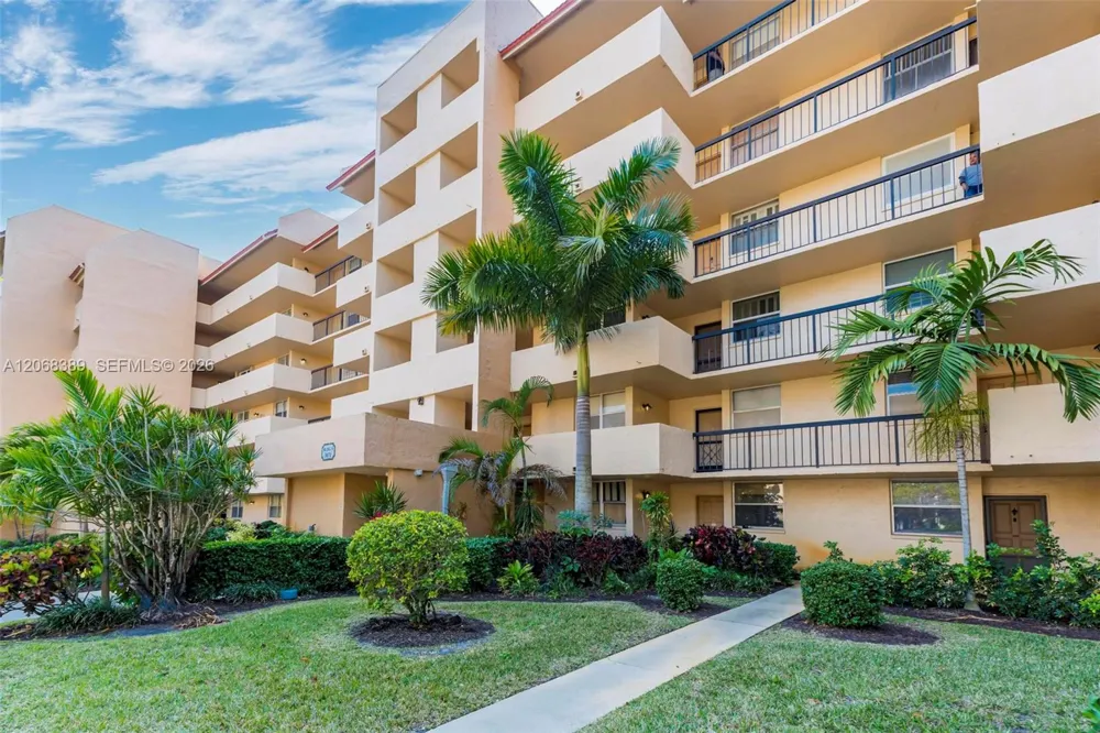 3671 Environ Blvd #368 Lauderhill, FL 33319