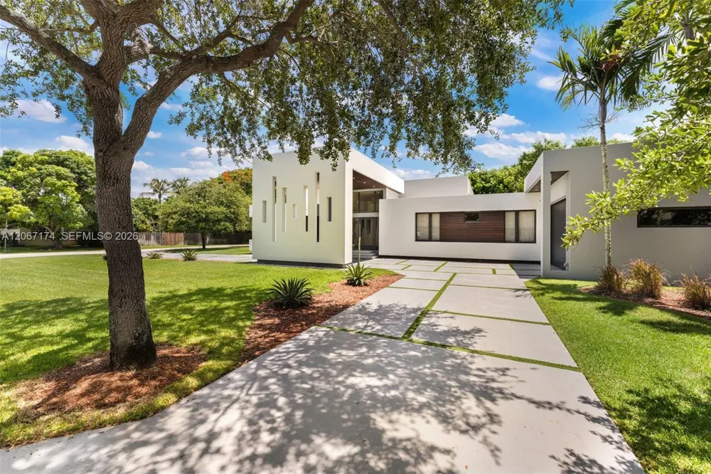 15315 SW 84th Avenue Palmetto Bay, FL 33157