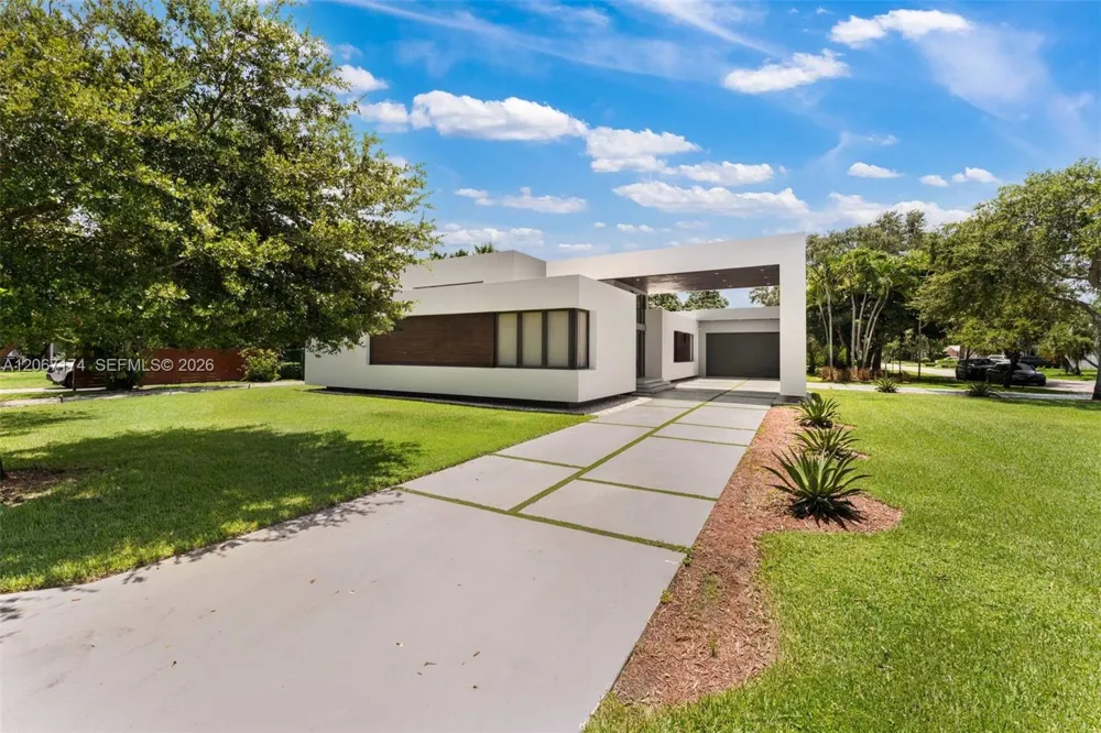 15315 SW 84th Avenue Palmetto Bay, FL 33157