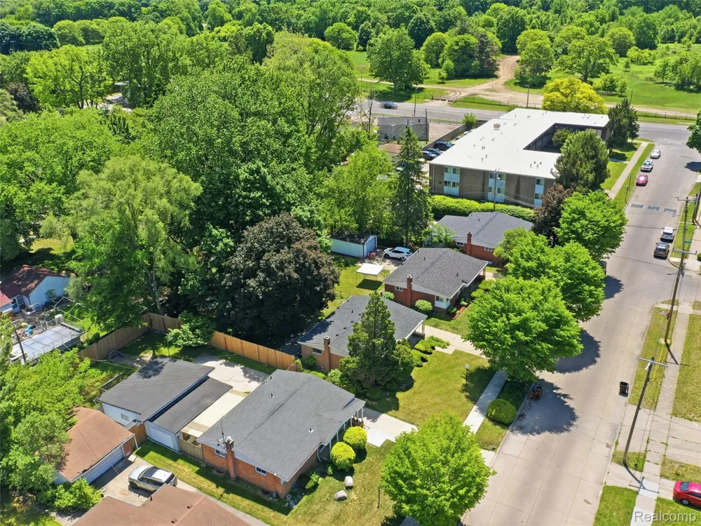 19178 Beaverland Street Detroit City, MI 48219