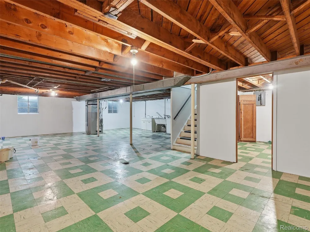 19178 Beaverland Street Detroit City, MI 48219