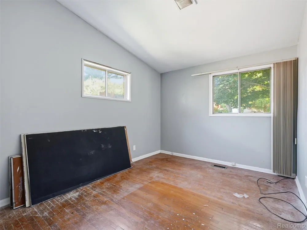 19178 Beaverland Street Detroit City, MI 48219