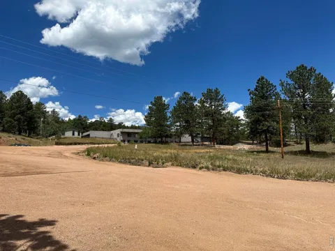 1737 County Road 43