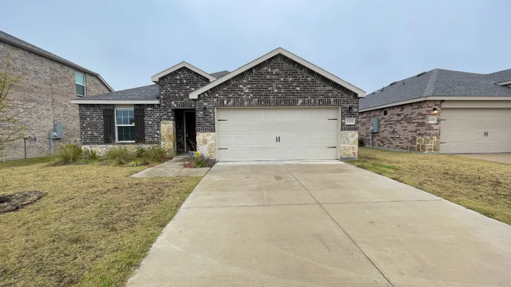 1315 Binfield Drive Forney, TX 75126