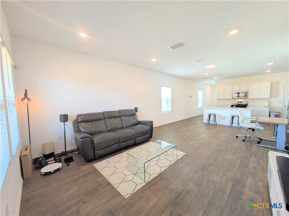 12109 Monarch Wing Drive Buda, TX 78610