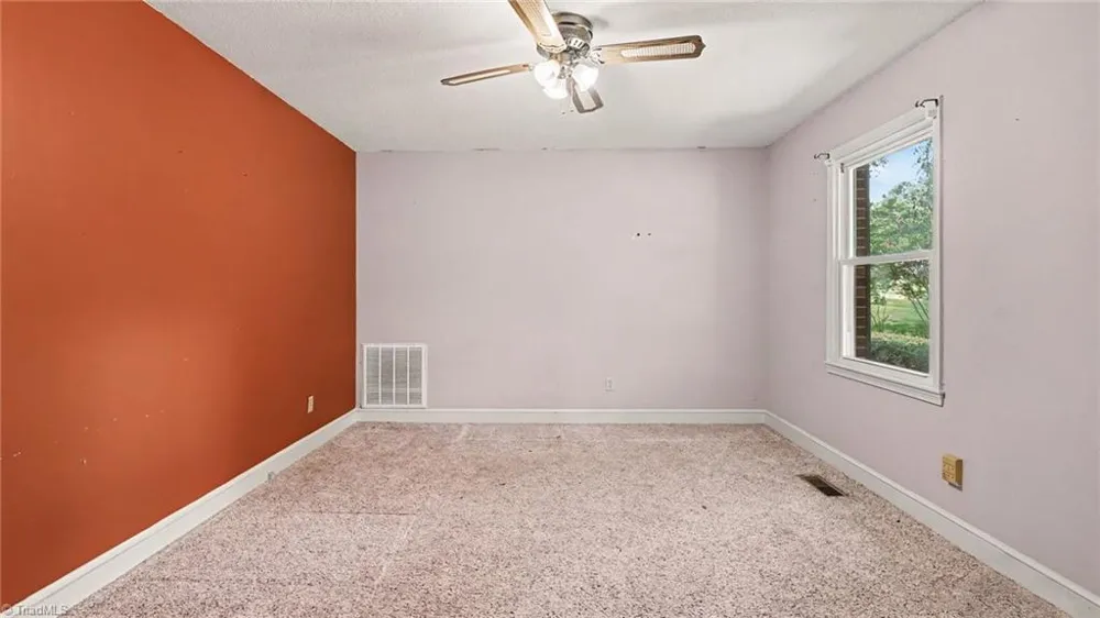 132 Cedarwood Drive Eden, NC 27288