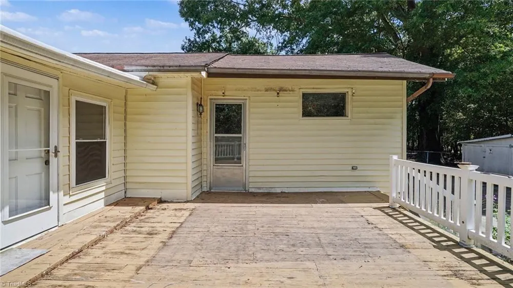 132 Cedarwood Drive Eden, NC 27288