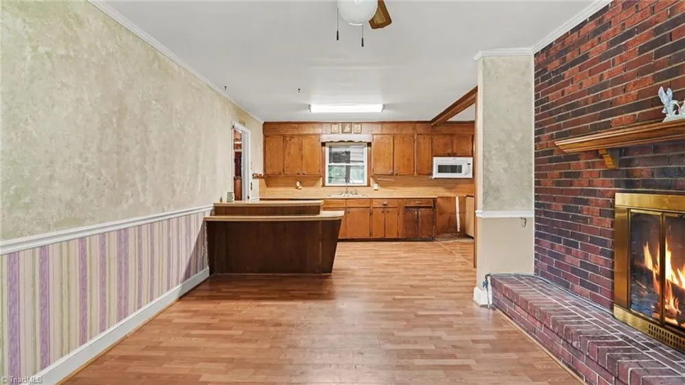 132 Cedarwood Drive Eden, NC 27288