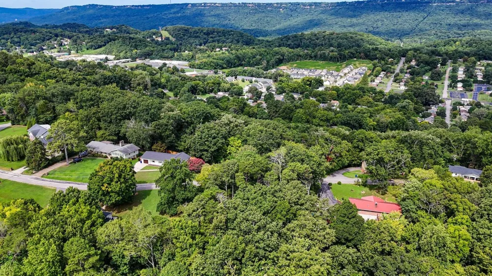 5064 Hunter Trail Hixson, TN 37343