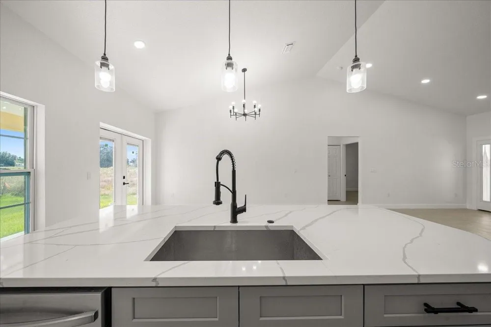 13074 SW 104 Dunnellon, FL 34432