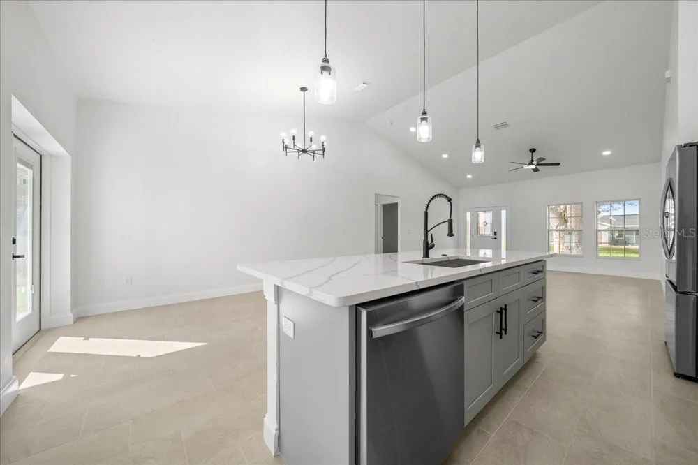 13074 SW 104 Dunnellon, FL 34432