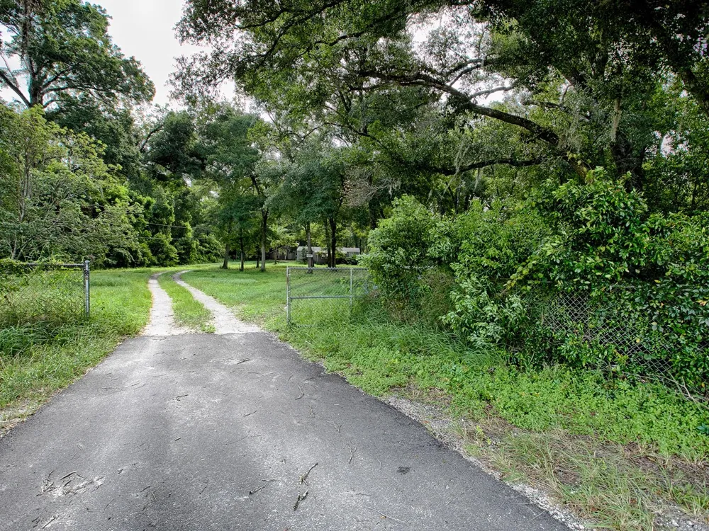 4905 PLYMOUTH SORRENTO ROAD Apopka, FL 32712