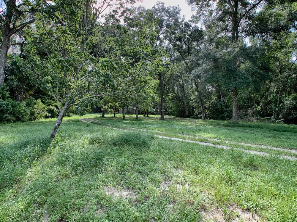 4905 PLYMOUTH SORRENTO ROAD Apopka, FL 32712