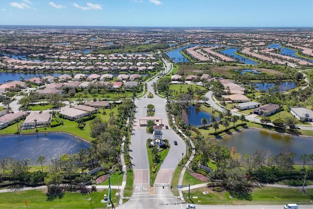 19010 MANGIERI STREET Venice, FL 34293