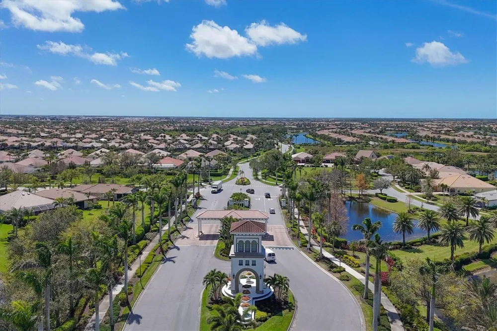 19010 MANGIERI STREET Venice, FL 34293