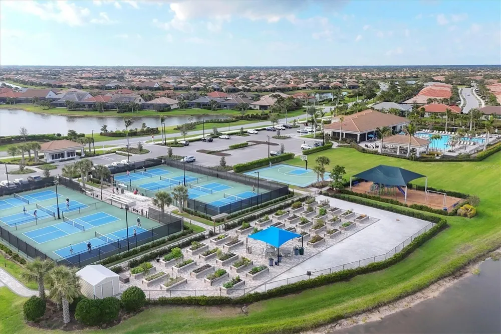 19010 MANGIERI STREET Venice, FL 34293