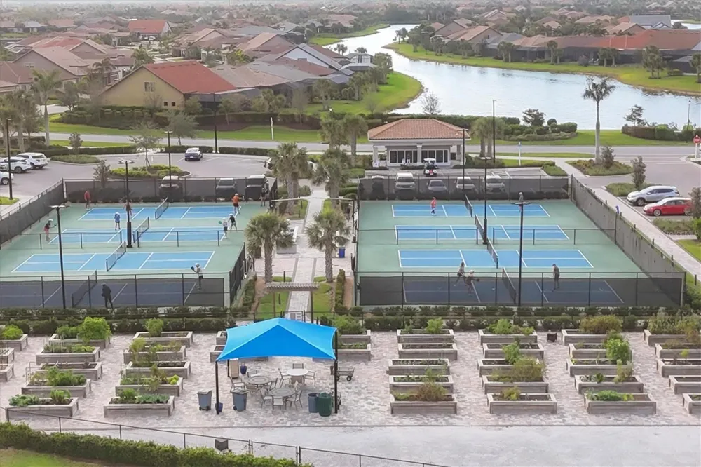 19010 MANGIERI STREET Venice, FL 34293