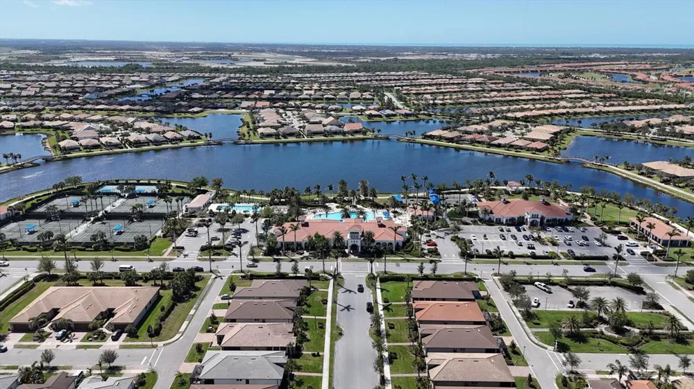 19010 MANGIERI STREET Venice, FL 34293