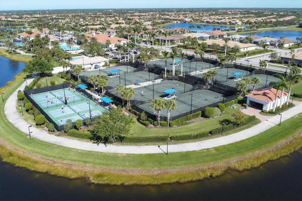19010 MANGIERI STREET Venice, FL 34293