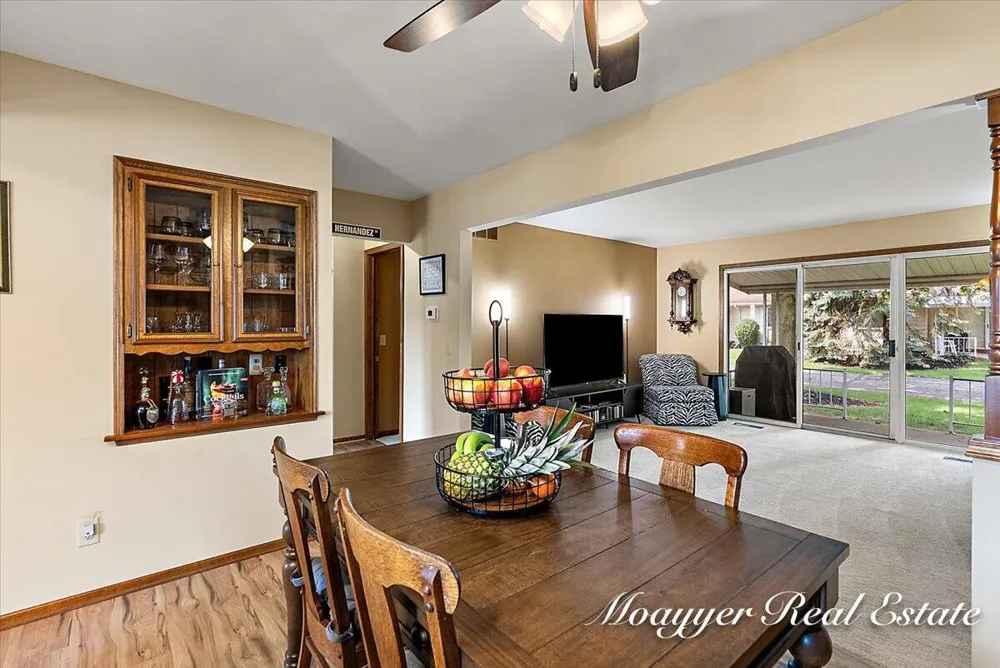 5895 Leisure South Drive SE Kentwood City, MI 49548