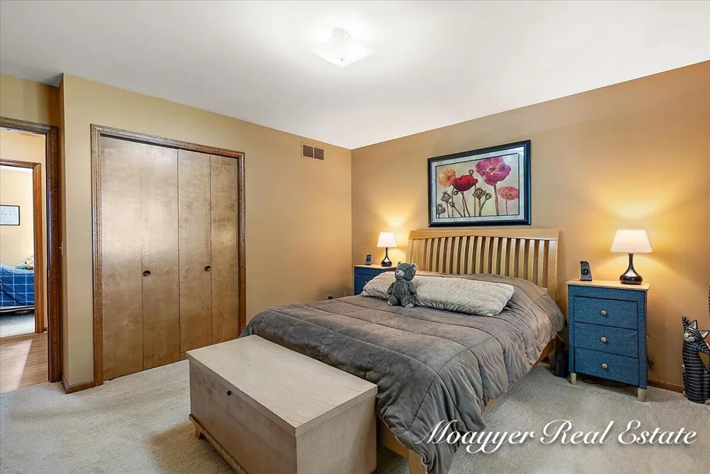 5895 Leisure South Drive SE Kentwood City, MI 49548