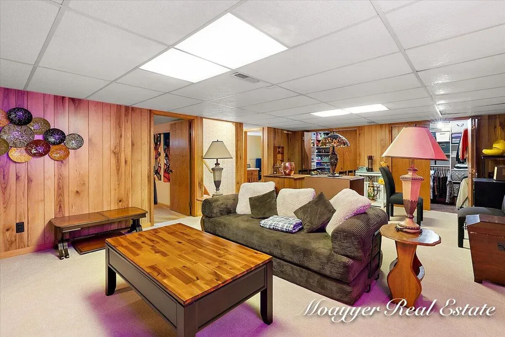 5895 Leisure South Drive SE Kentwood City, MI 49548