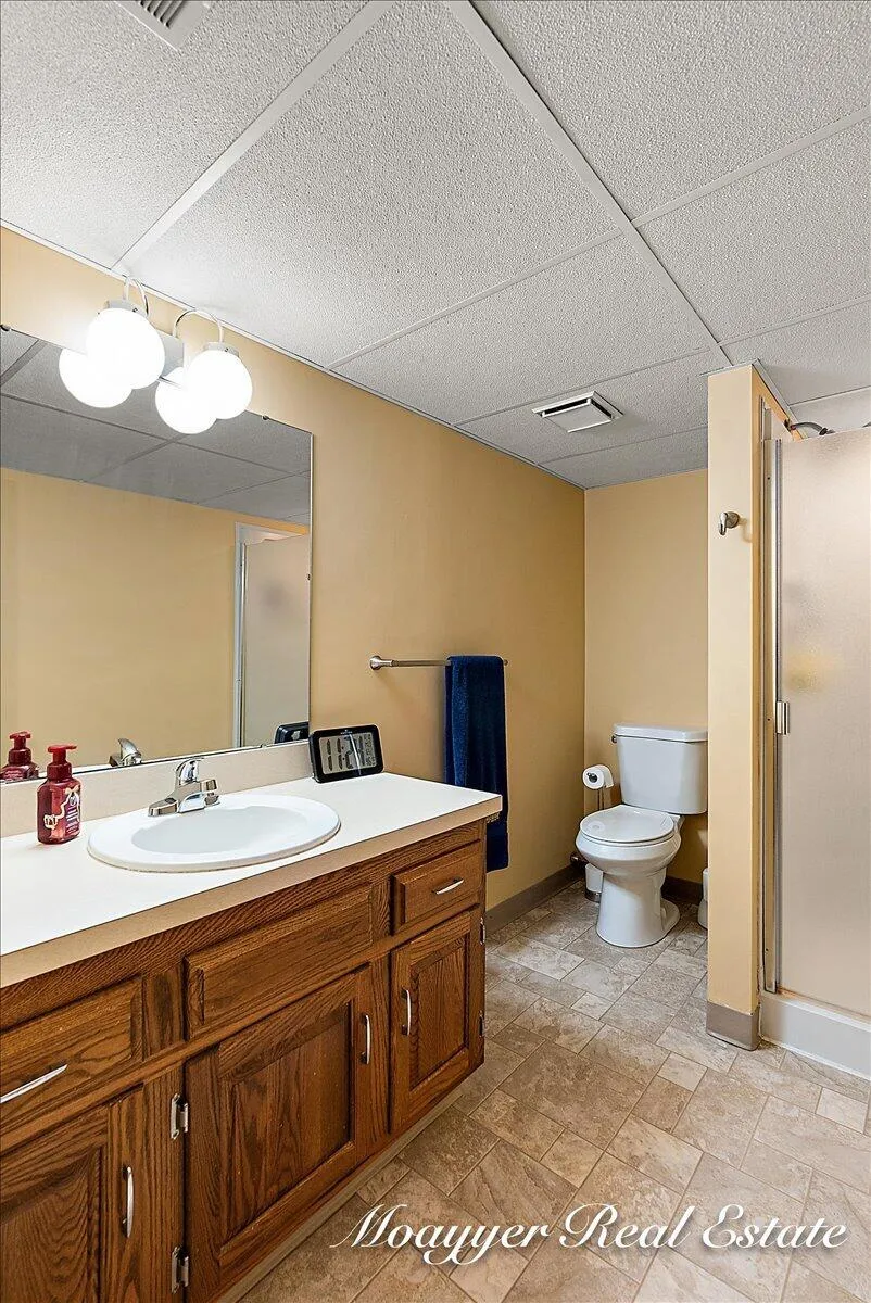 5895 Leisure South Drive SE Kentwood City, MI 49548