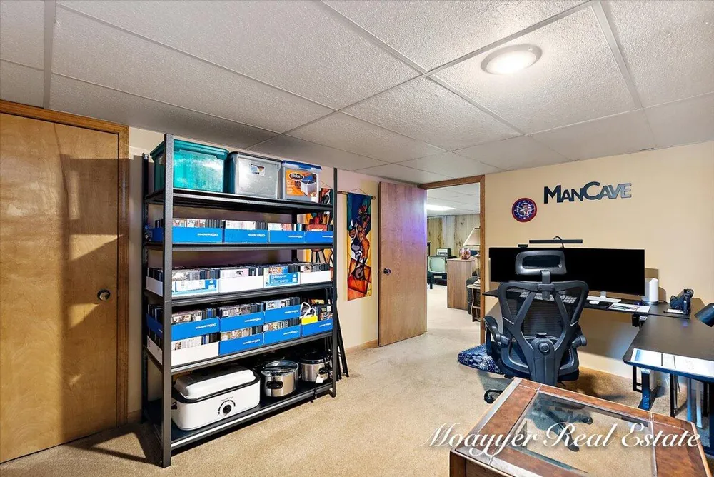 5895 Leisure South Drive SE Kentwood City, MI 49548