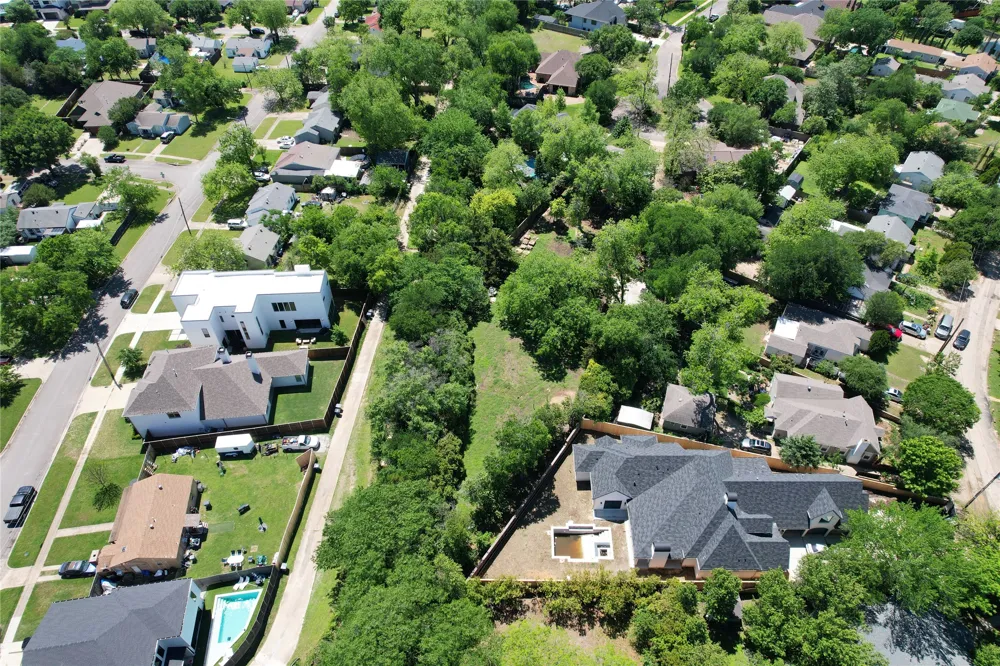7652 Culcourt Dallas, TX 75209