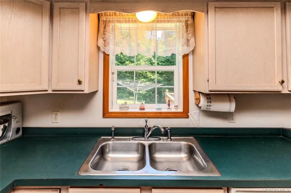 276 Spruce Road Middletown, NY 10940