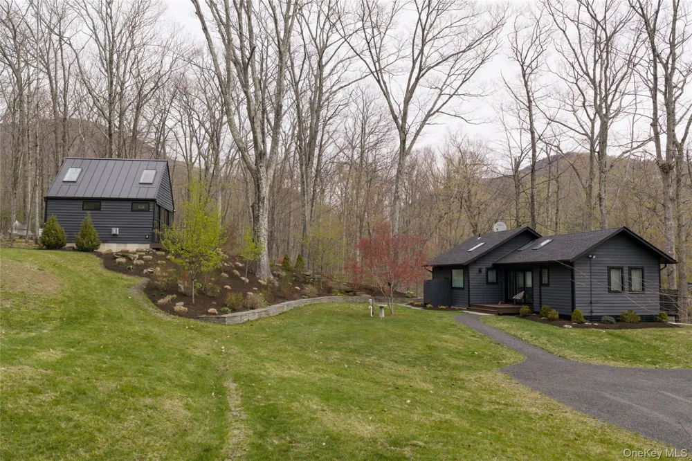 535 Mink Hollow Road Woodstock, NY 12498