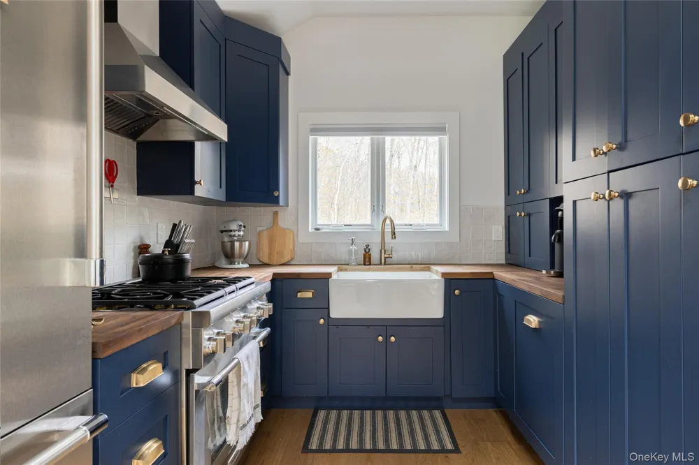 535 Mink Hollow Road Woodstock, NY 12498
