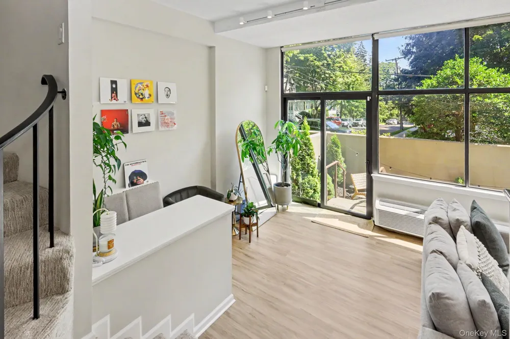 15 Stewart Place #1S White Plains, NY 10603