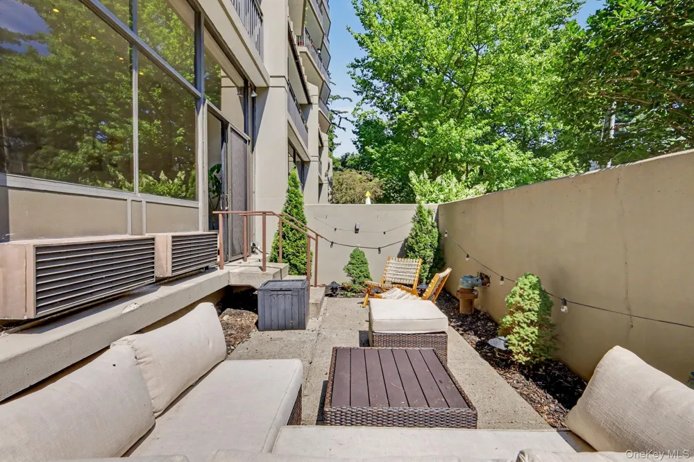 15 Stewart Place #1S White Plains, NY 10603
