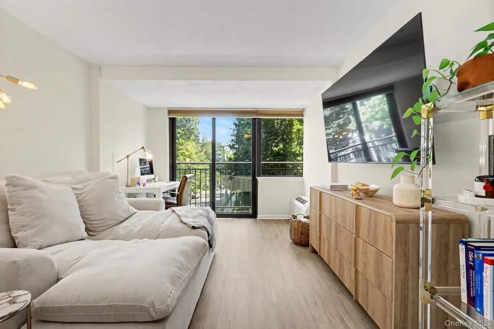 15 Stewart Place #1S White Plains, NY 10603