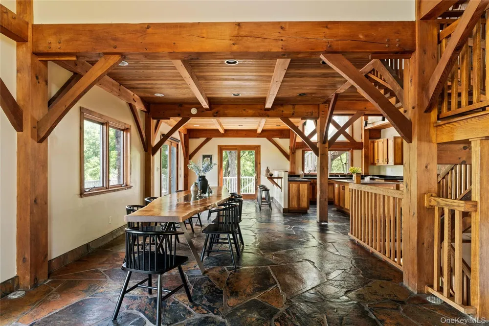 567 Four Mile Point Road Coxsackie, NY 12051