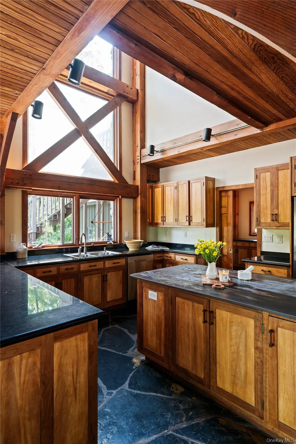 567 Four Mile Point Road Coxsackie, NY 12051